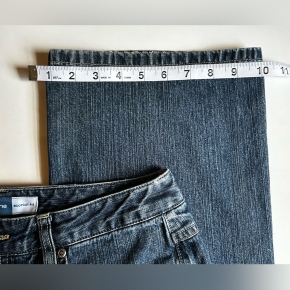 Liz Claiborne women’s size 8L medium wash jeans‎ - Picture 9 of 12